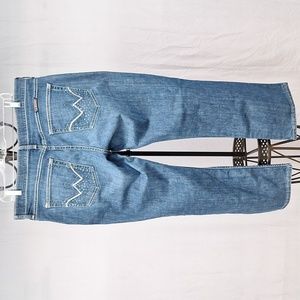 Wrangler Women's Q-Baby 16  30" Inseam